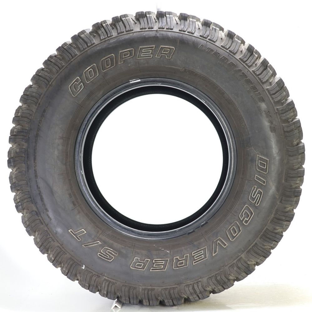 Used LT 285/75R16 Cooper Discoverer S/T 122/119N D - 13/32 | Utires