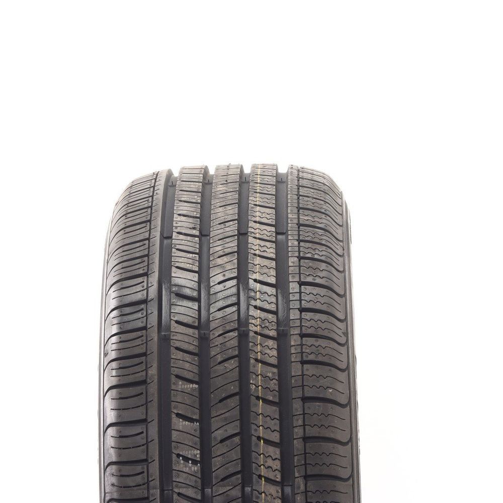 New 215/55R17 Kumho Solus TA11 94V - Image 2