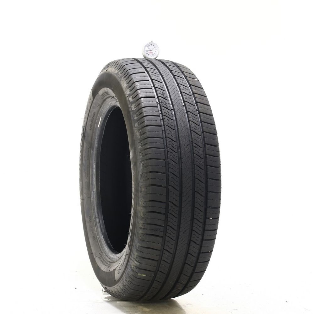 Used 235/60R17 Michelin Defender 2 102H - 10/32 - Image 1