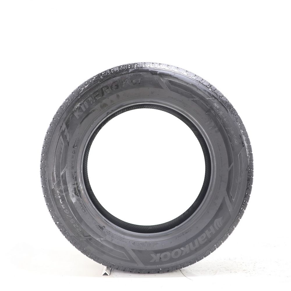 Driven Once 225/65R17 Hankook Kinergy ST 102T - 8.5/32 - Image 3