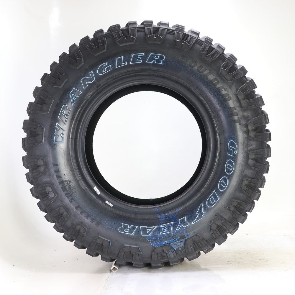 New LT 35X12.5R17 Goodyear Wrangler Boulder MT 121Q E - Image 3