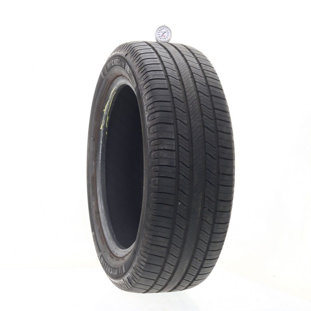 Set of (2) Used 235/55R19 Michelin Defender 2 105H - 8.5-9/32 - Image 1