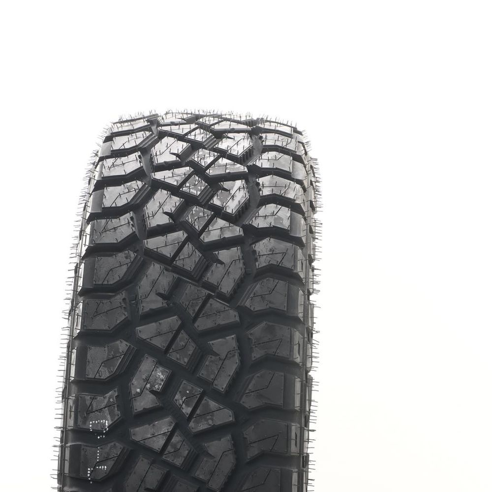 New LT 275/70R18 Mastertrack Badlands R/T 125/122Q E - Image 2