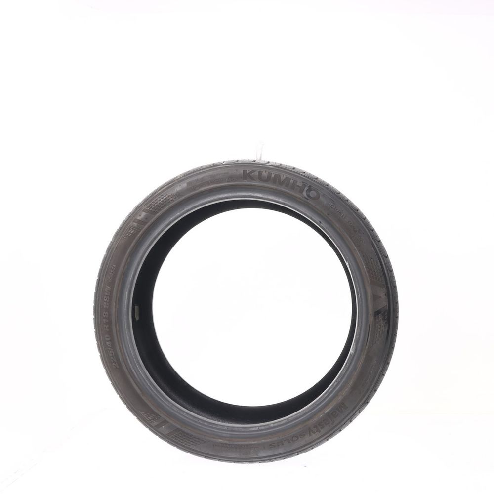 Set of (2) Used 225/40R18 Kumho Majesty Solus KU50 88W - 7.5-8.5/32 - Image 3