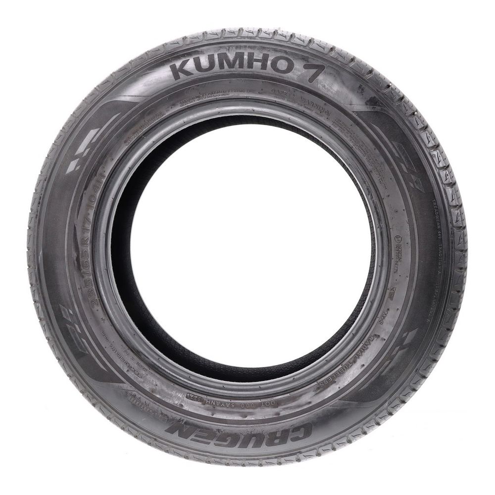 Set of (4) Used 235/65R17 Kumho Crugen Premium 104H - 7.5/32 - Image 3