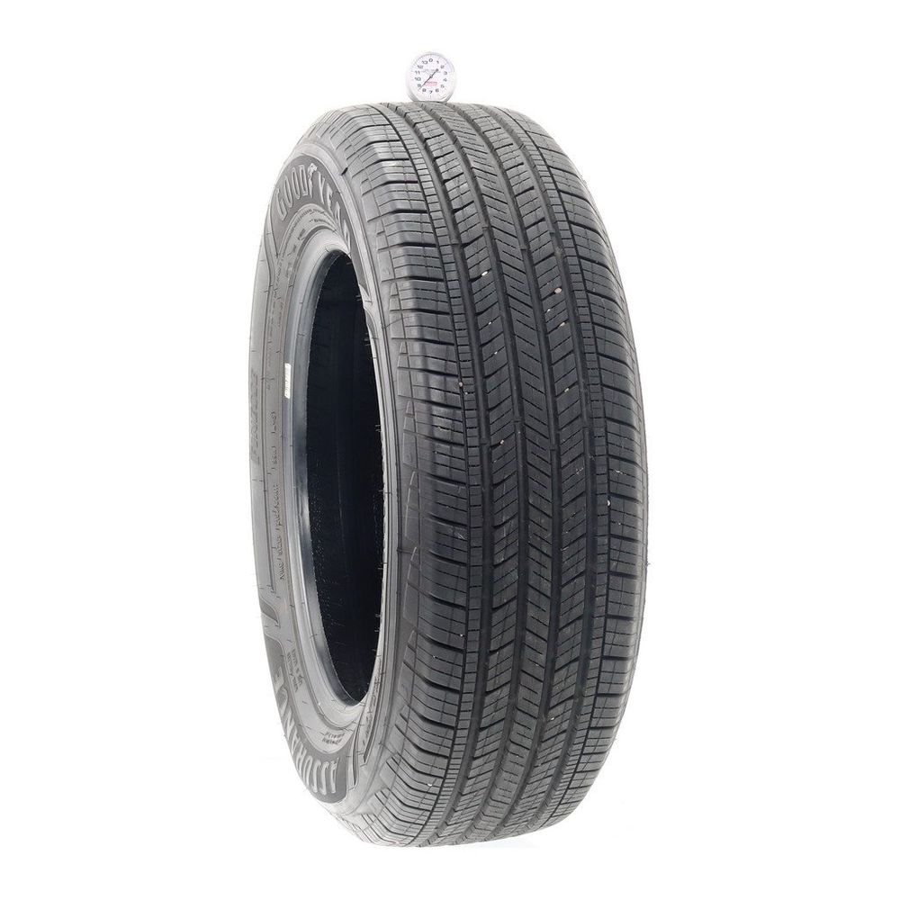 Set of (2) Used 215/65R17 Goodyear Assurance Finesse 99H - 7.5-8.5/32 - Image 4