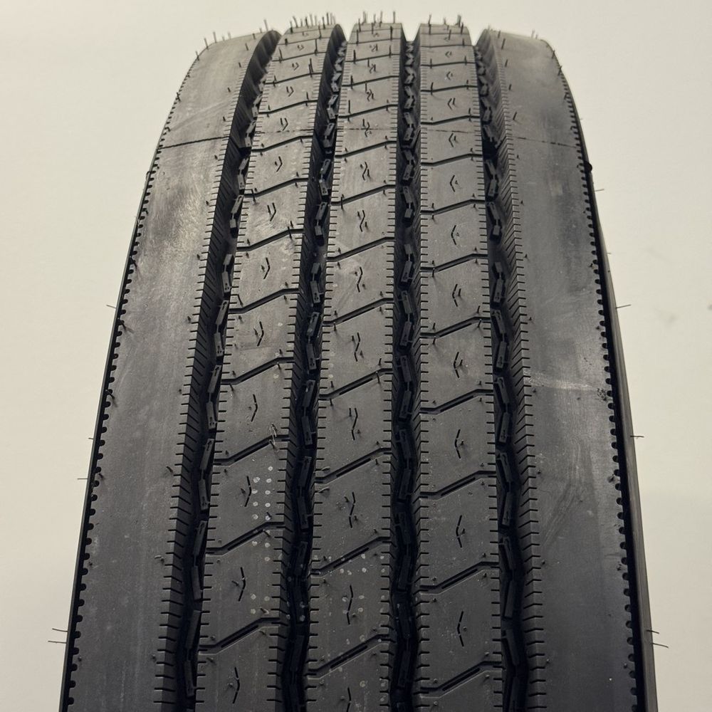 New 11R22.5 Goodyear Endurance LHS 144/142L - Image 2