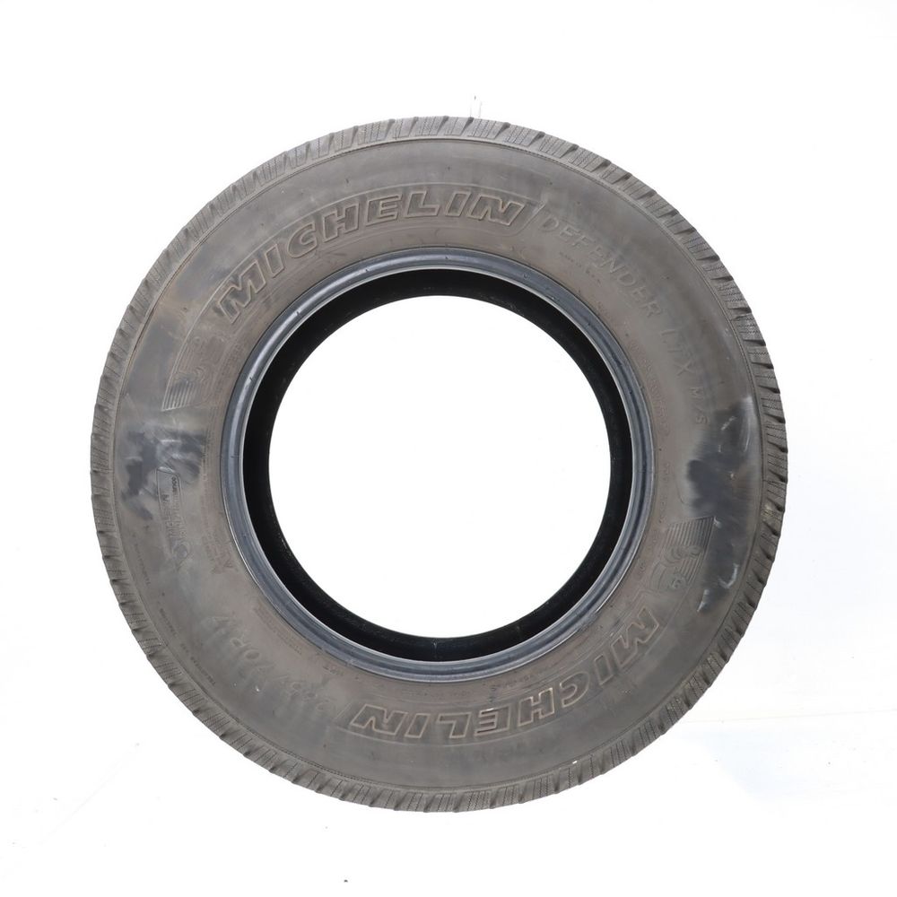 Set of (4) Used 265/70R17 Michelin Defender LTX M/S 115T - 6-7/32 - Image 3