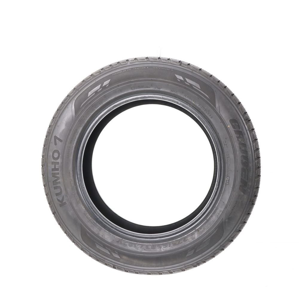 Set of (4) Used 225/65R17 Kumho Crugen Premium 102V - 8.5-9.5/32 - Image 6