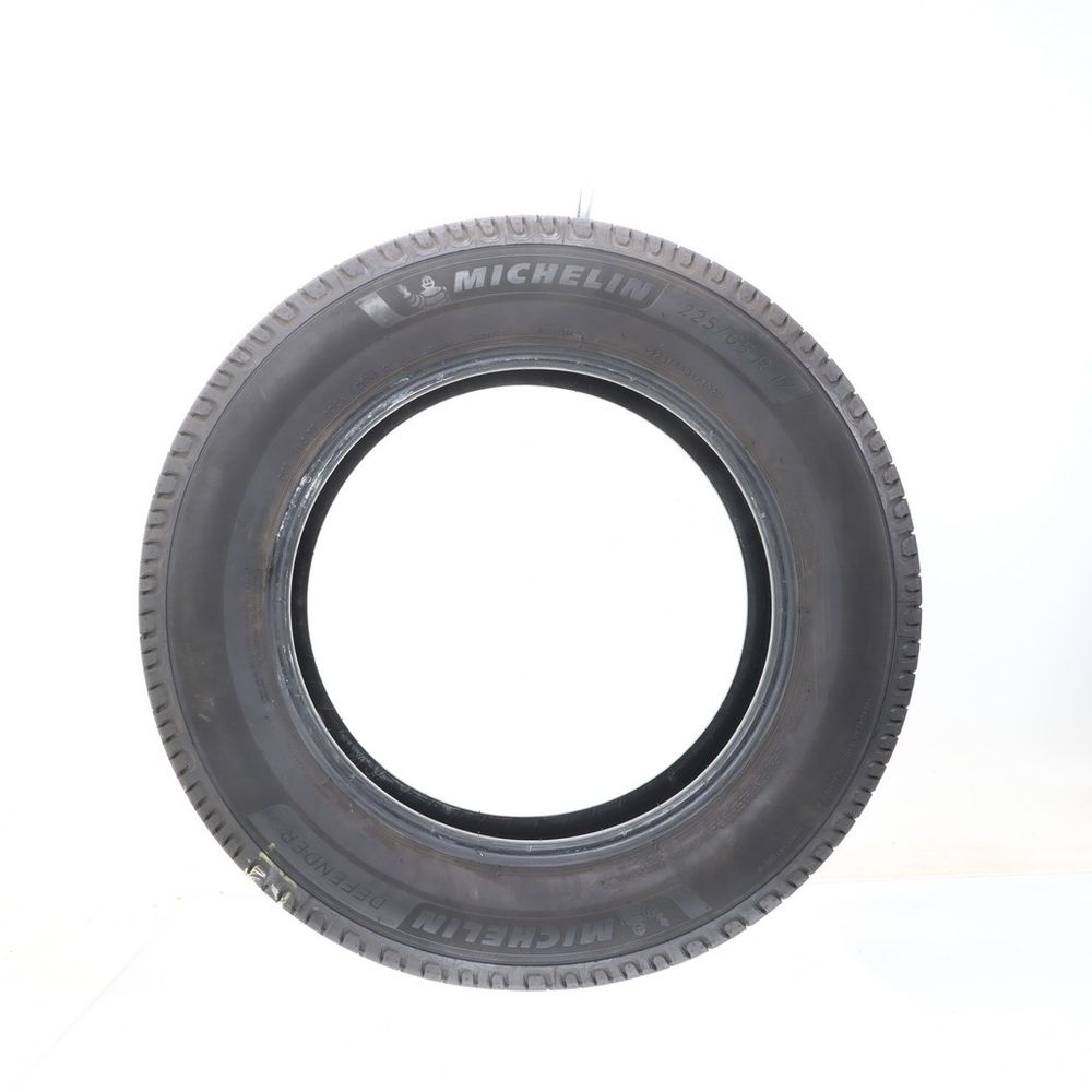 Used 225/65R17 Michelin Defender 2 102H - 10/32 - Image 3