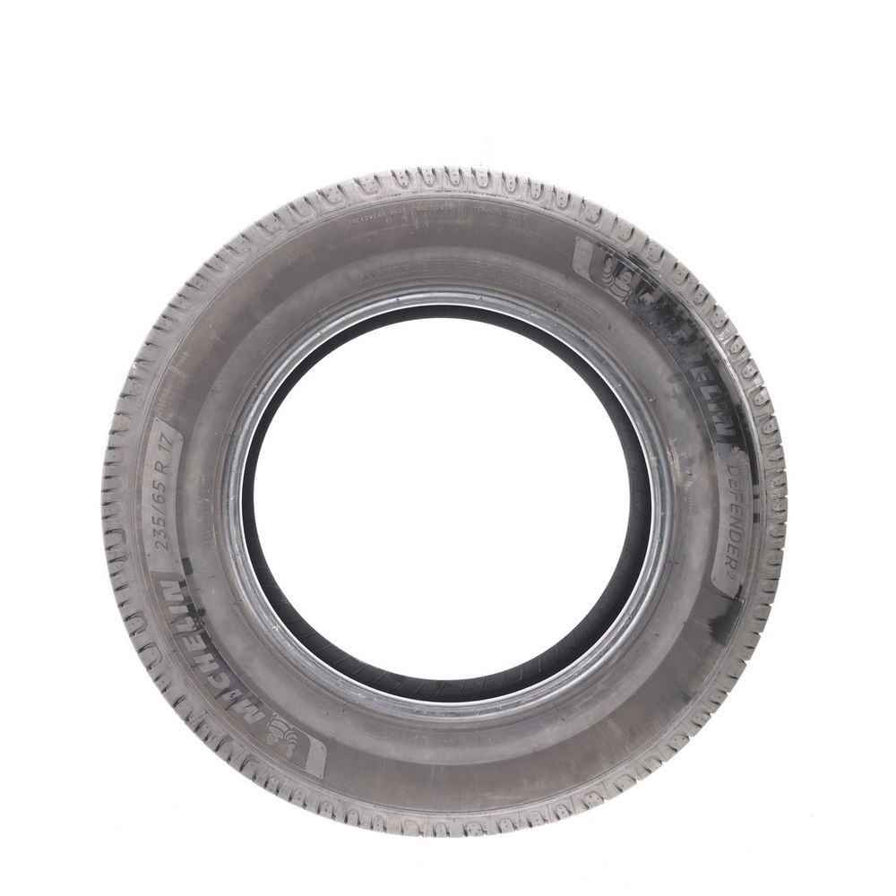 Set of (4) Used 235/65R17 Michelin Defender 2 104H - 7.5-8.5/32 - Image 6