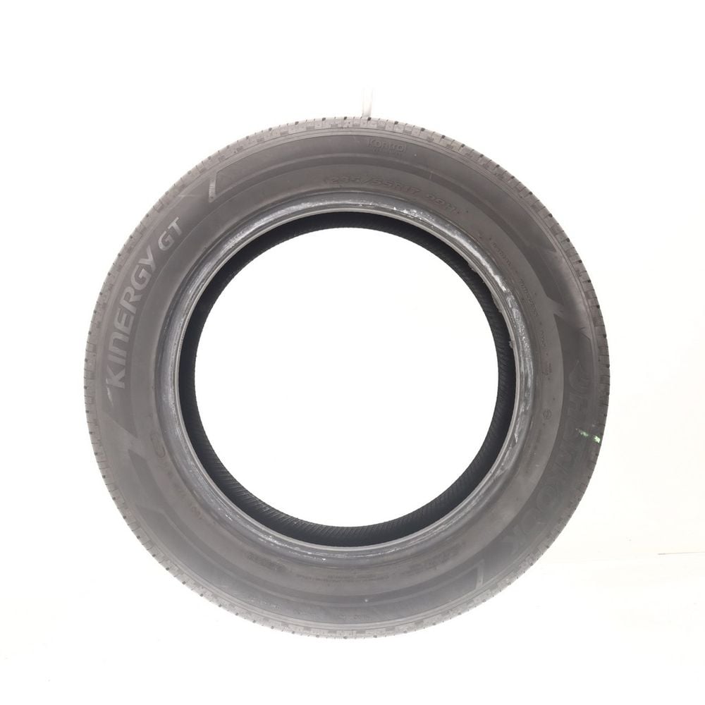 Set of (2) Used 235/55R17 Hankook Kinergy GT 99H - 8.5-9.5/32 - Image 6