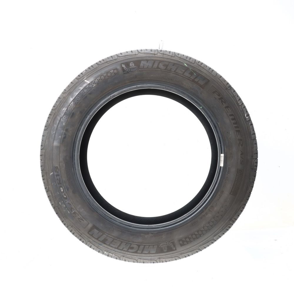 Set of (4) Used 235/60R18 Michelin Premier A/S 103H - 7-7.5/32 - Image 3