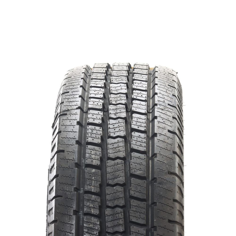 New LT 245/70R17 Cooper Discoverer HT3 119/116S E - Image 2