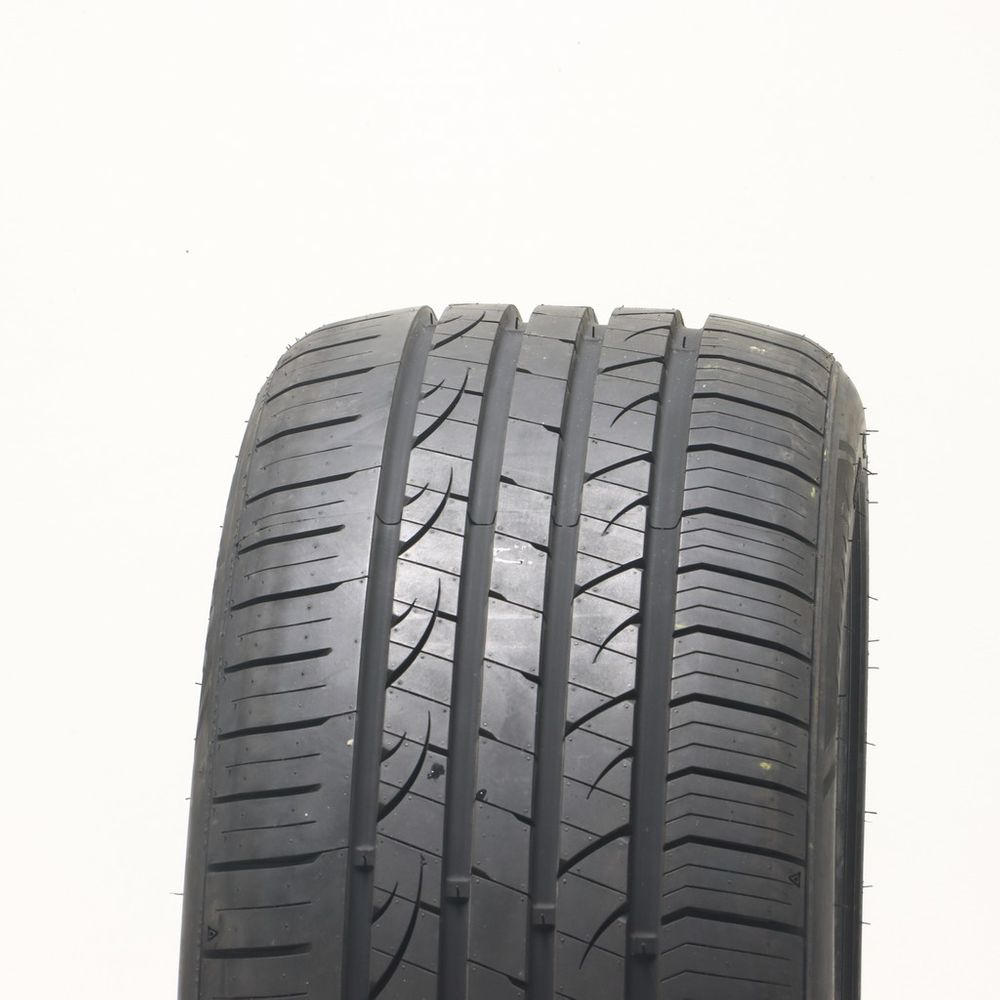 New 235/40R18 Prinx HiRace HZ2 A/S 95Y - Image 2
