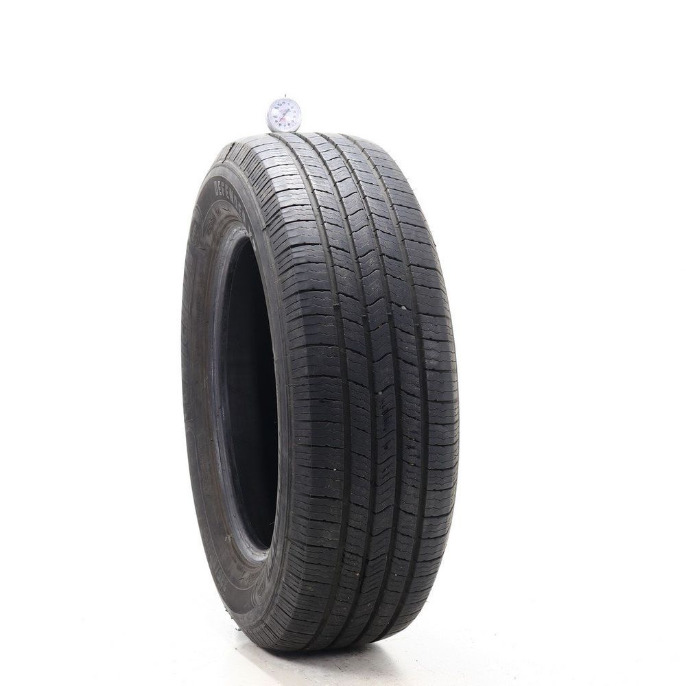 Set of (2) Used 225/65R17 Michelin Defender XT 102T - 7.5-8.5/32 - Image 4