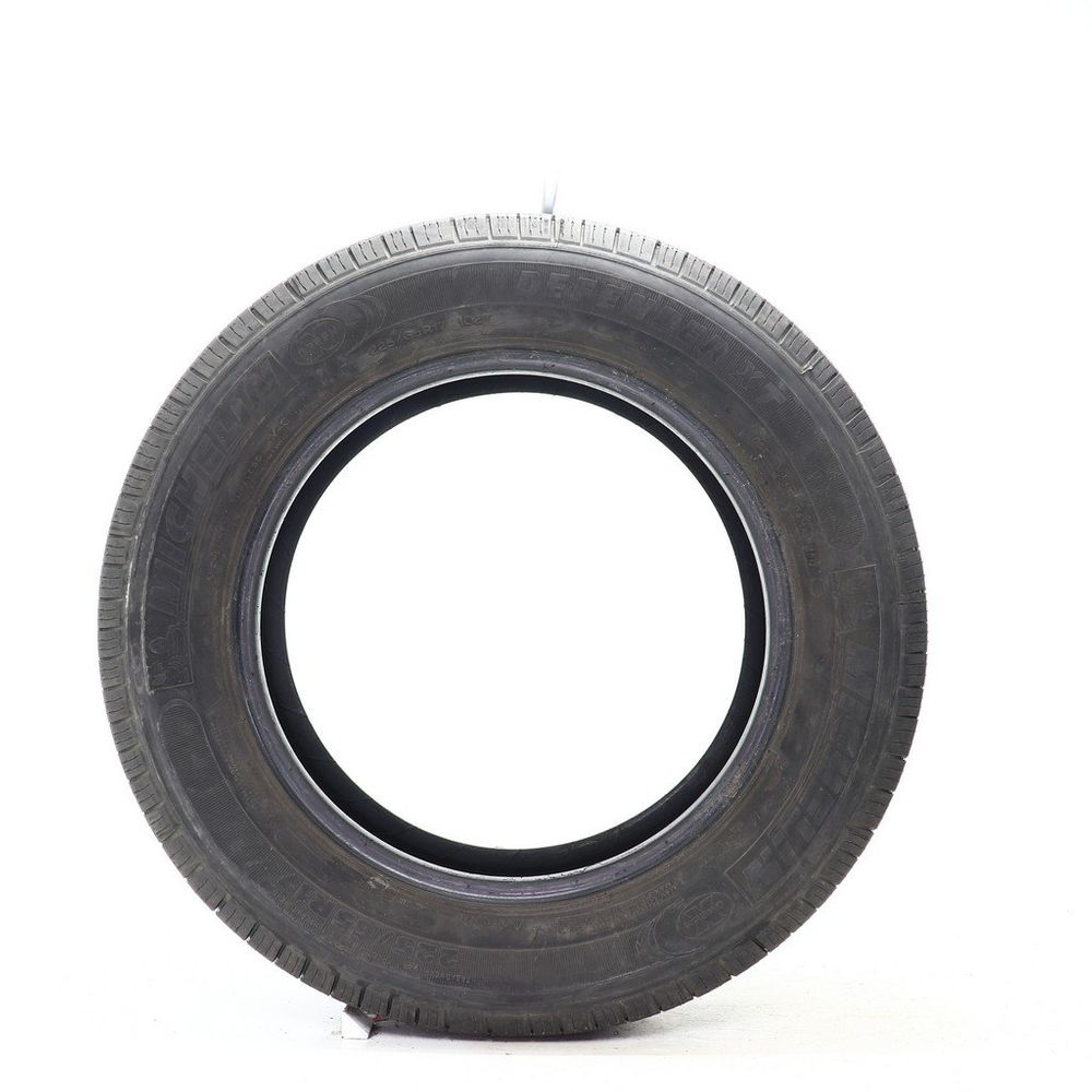 Set of (2) Used 225/65R17 Michelin Defender XT 102T - 7.5-8.5/32 - Image 6