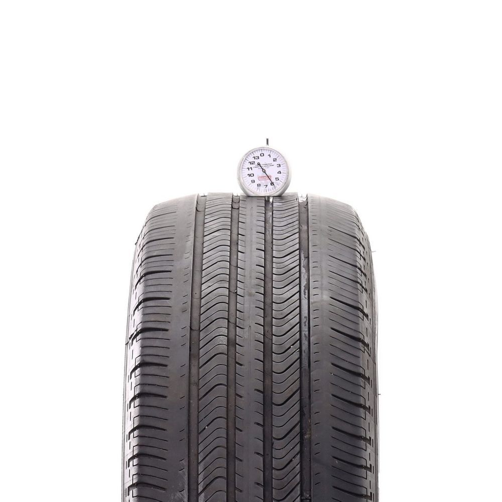 Set of (2) Used 235/65R17 Michelin Primacy MXV4 103T - 6-6.5/32 - Image 2