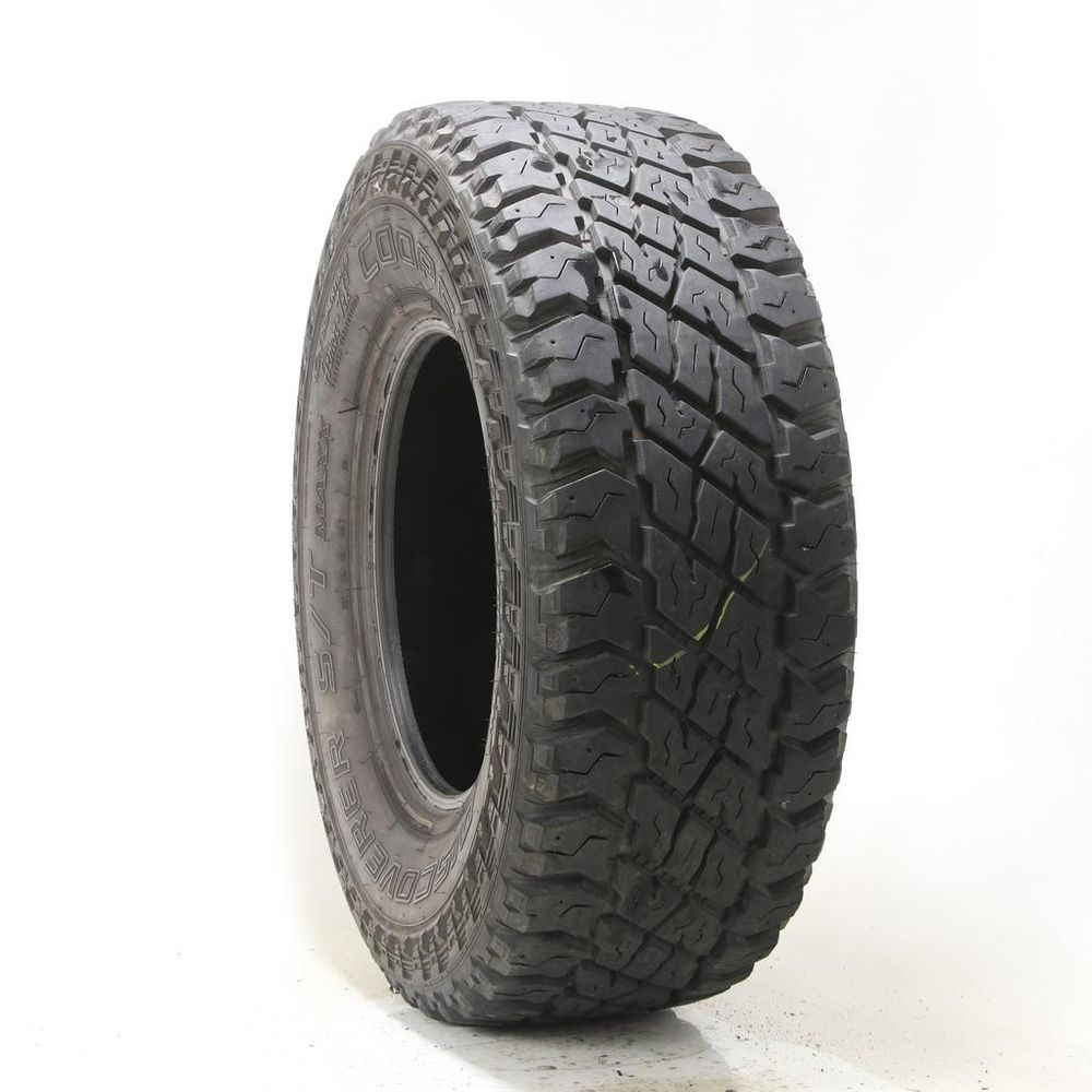 Used LT 315/70R17 Cooper Discoverer S/T Maxx 121/118Q - 14.5/32 - Image 1
