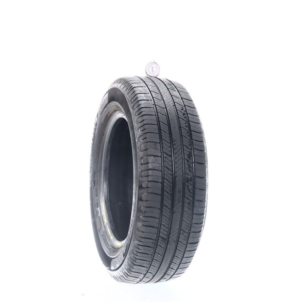 Used 215/65R16 Michelin Defender 2 98H - 6.5/32 - Image 1