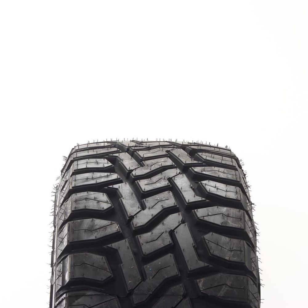 New LT 305/70R17 Toyo Open Country RT 121/118Q E - Image 2