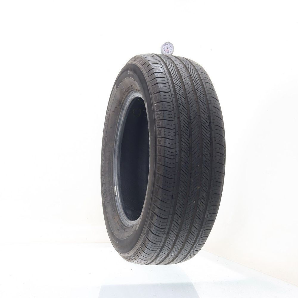 Set of (2) Used 255/65R18 Michelin Primacy All Season 111H - 6-7/32 - Image 1