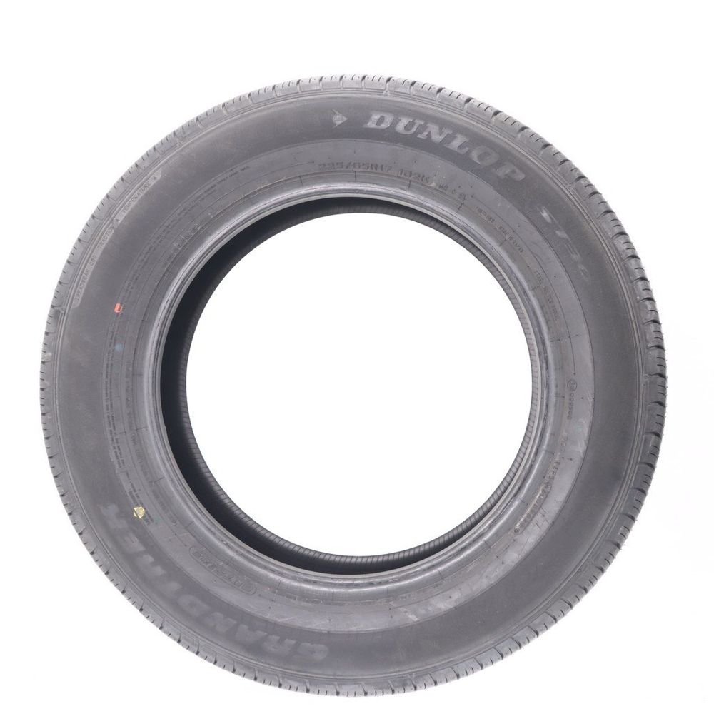 New 225/65R17 Dunlop Grandtrek ST30 102H - Image 3