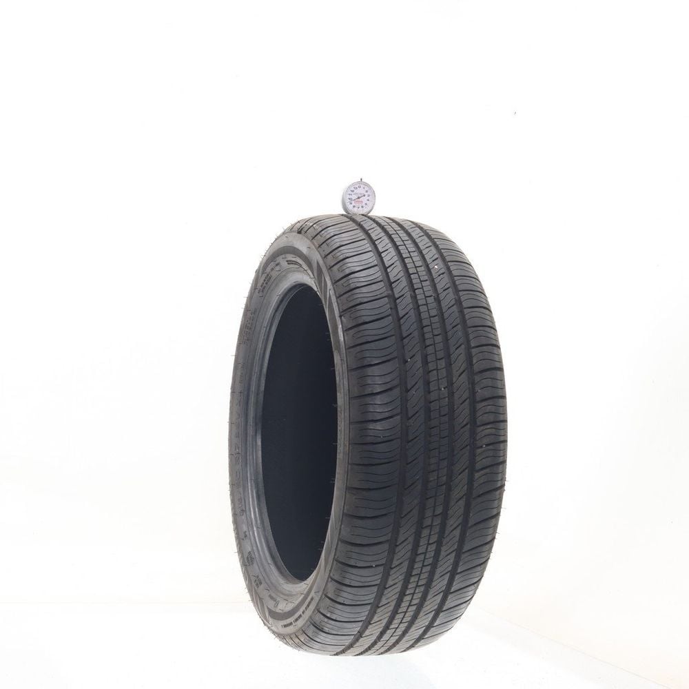 Set of (4) Used 215/50R17 GT Radial Champiro Touring AS 95V - 8-9.5/32 - Image 4
