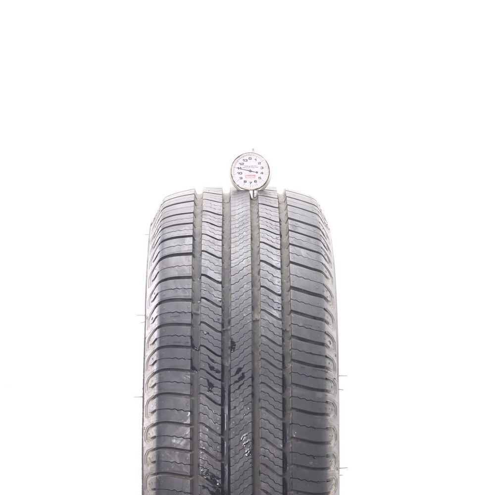 Set of (2) Used 225/60R18 Michelin Defender 2 104H - 10.5-11/32 - Image 5