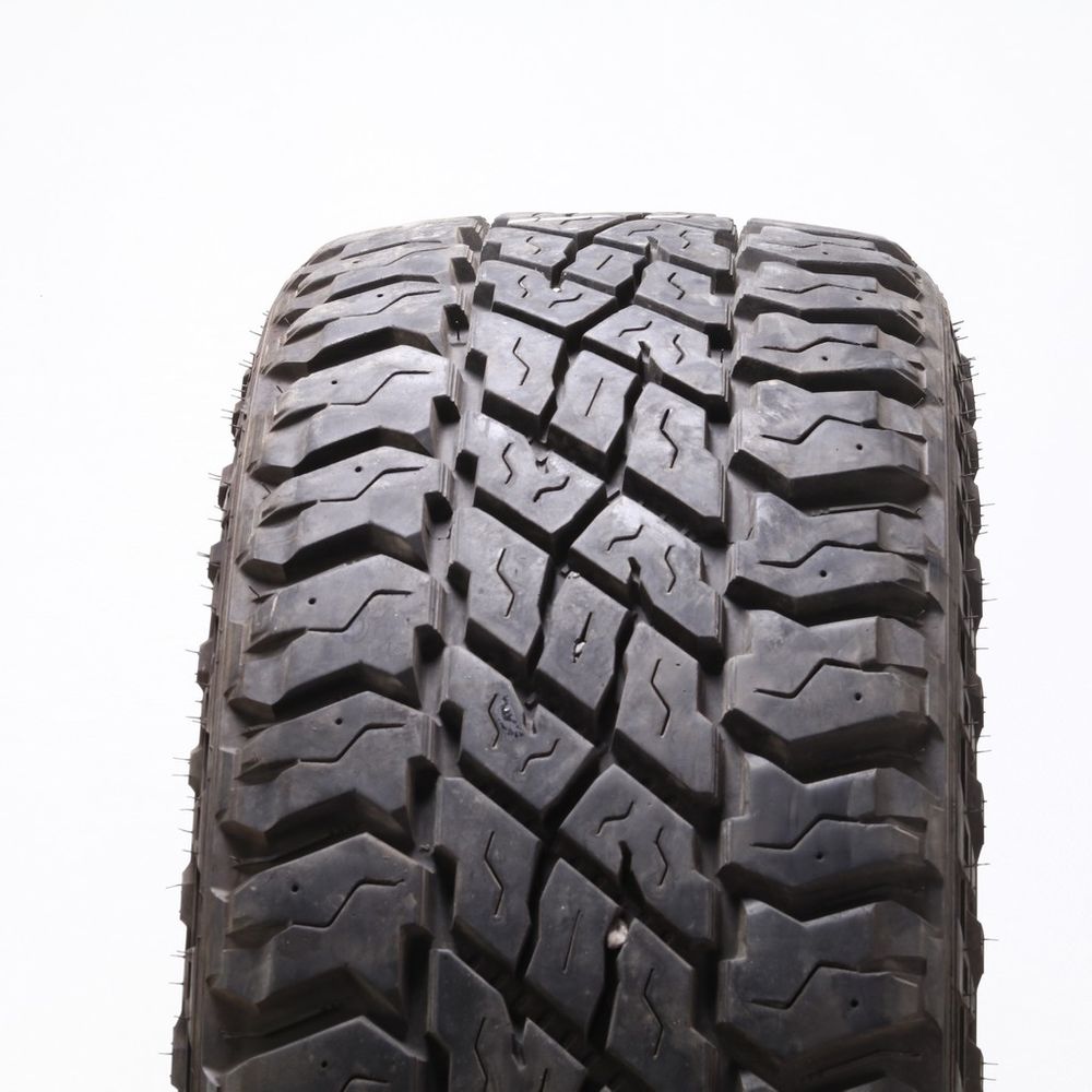 Used LT 285/60R20 Cooper Discoverer S/T Maxx 125/122Q - 16/32 - Image 2
