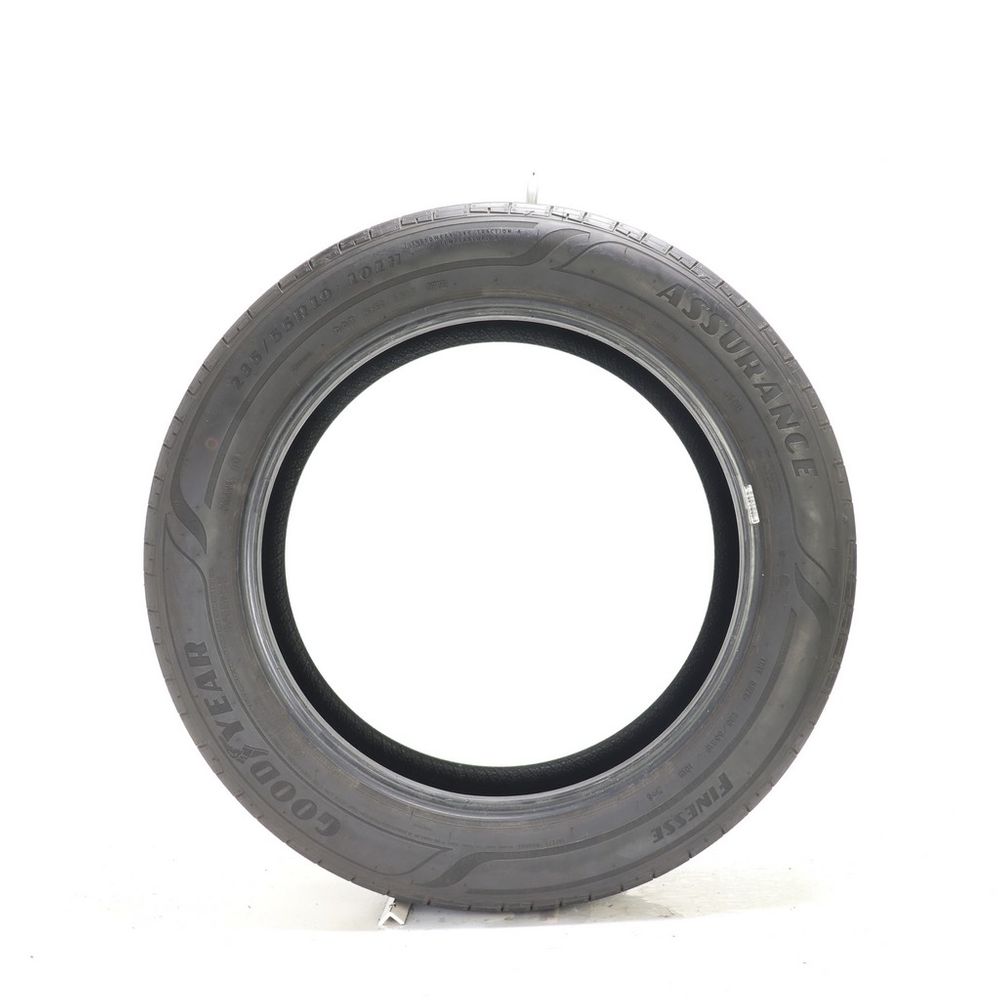 Used 235/55R19 Goodyear Assurance Finesse 101H - 7.5/32 - Image 3
