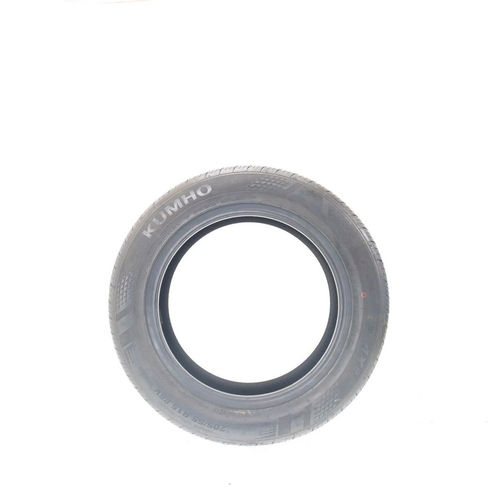 Driven Once 205/55R15 Kumho Ecsta 4X II 88V - 9.5/32 - Image 3