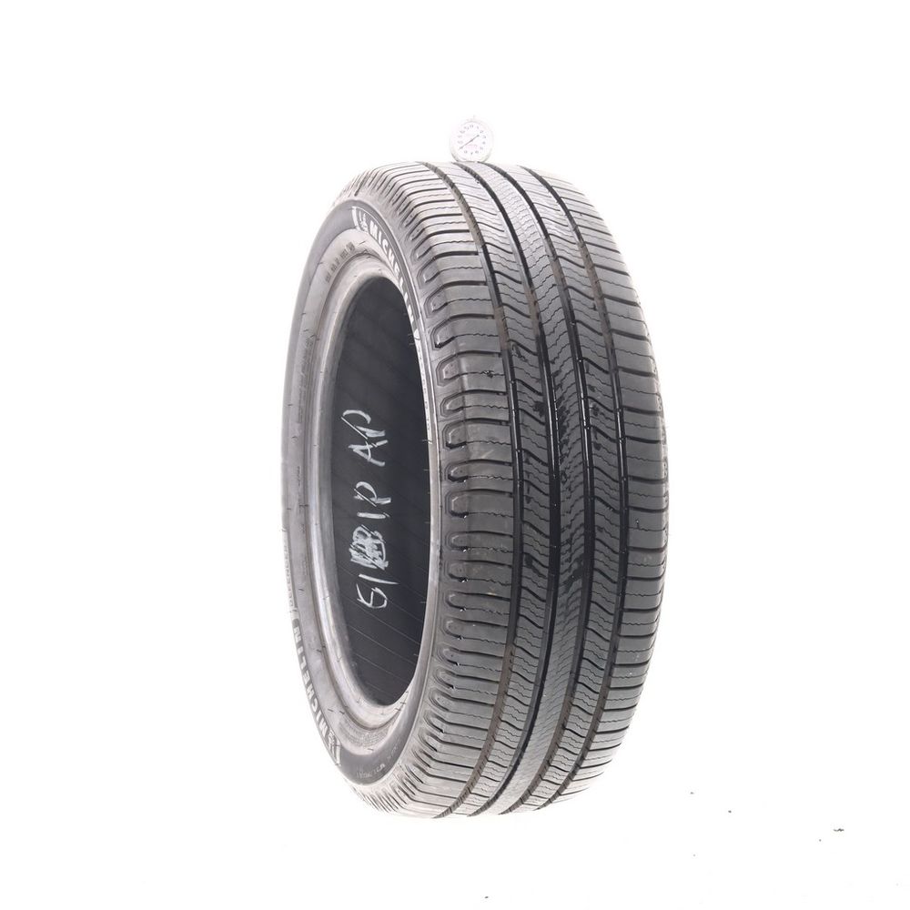Set of (2) Used 235/55R19 Michelin Defender 2 105H - 7.5-9/32 - Image 4