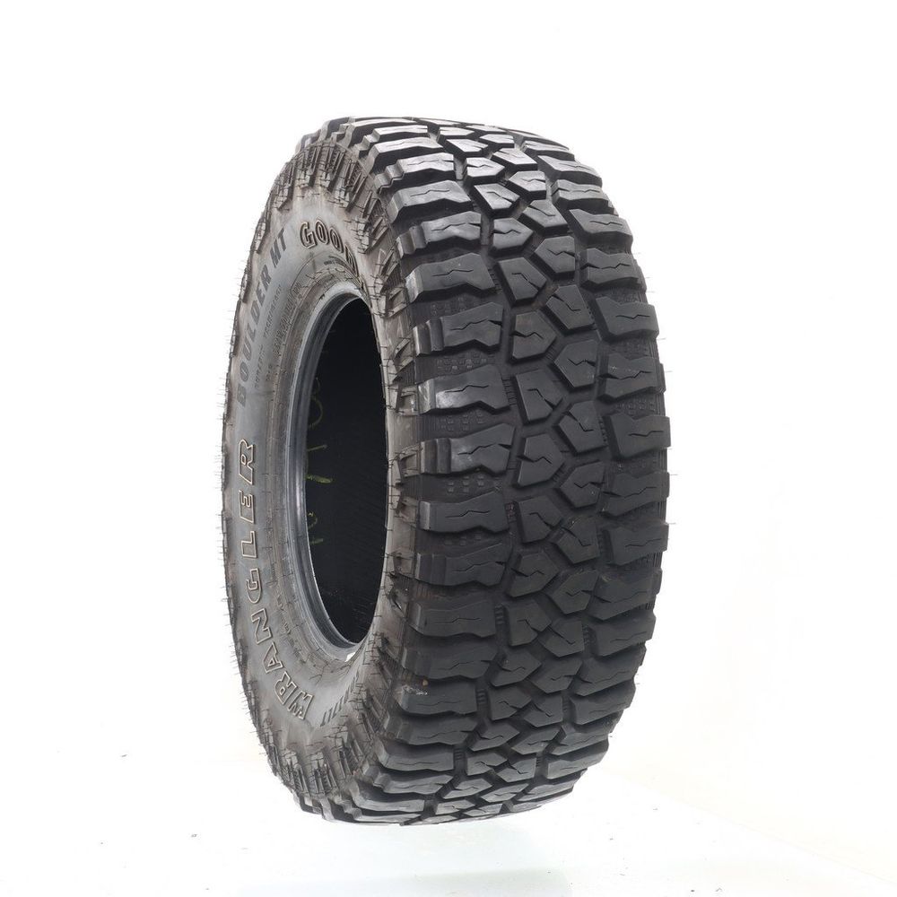 Used LT 35X12.5R17 Goodyear Wrangler Boulder MT 121Q E - 17/32 - Image 1