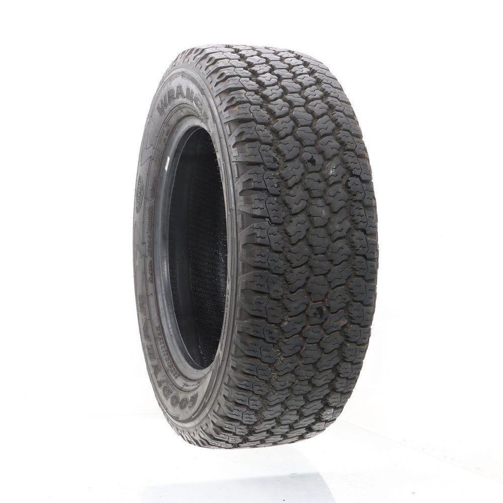 Used LT 285/60R20 Goodyear Wrangler All-Terrain Adventure Kevlar 125/122R E - 14/32 - Image 1