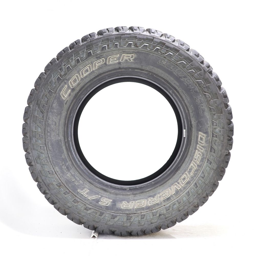 Set of (2) Used LT 285/70R17 Cooper Discoverer S/T Maxx 121/118Q E - 16/32 - Image 3