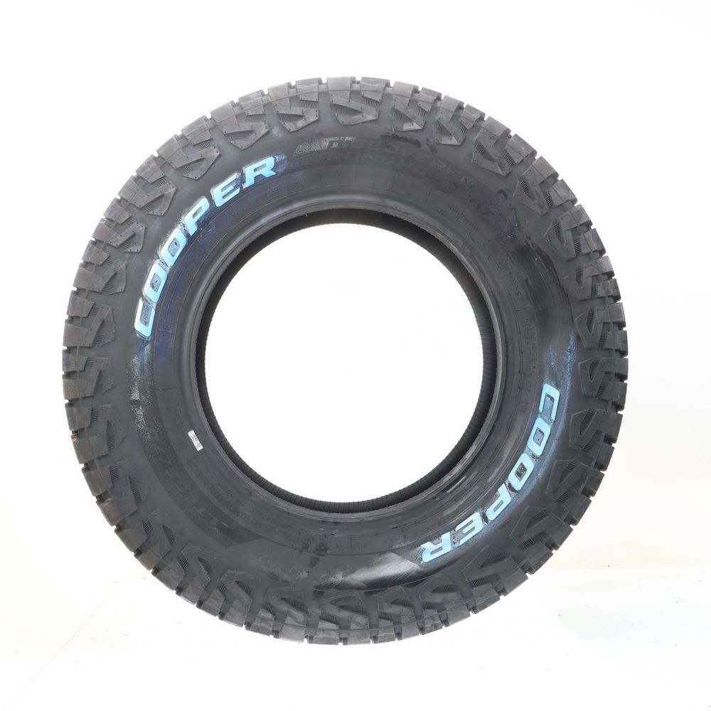 Set of (2) New LT 265/70R17 Cooper Discoverer Stronghold AT 123/120R E - Image 3