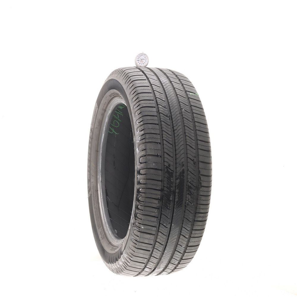 Set of (2) Used 245/55R19 Michelin Defender 2 107H - 10/32 - Image 1
