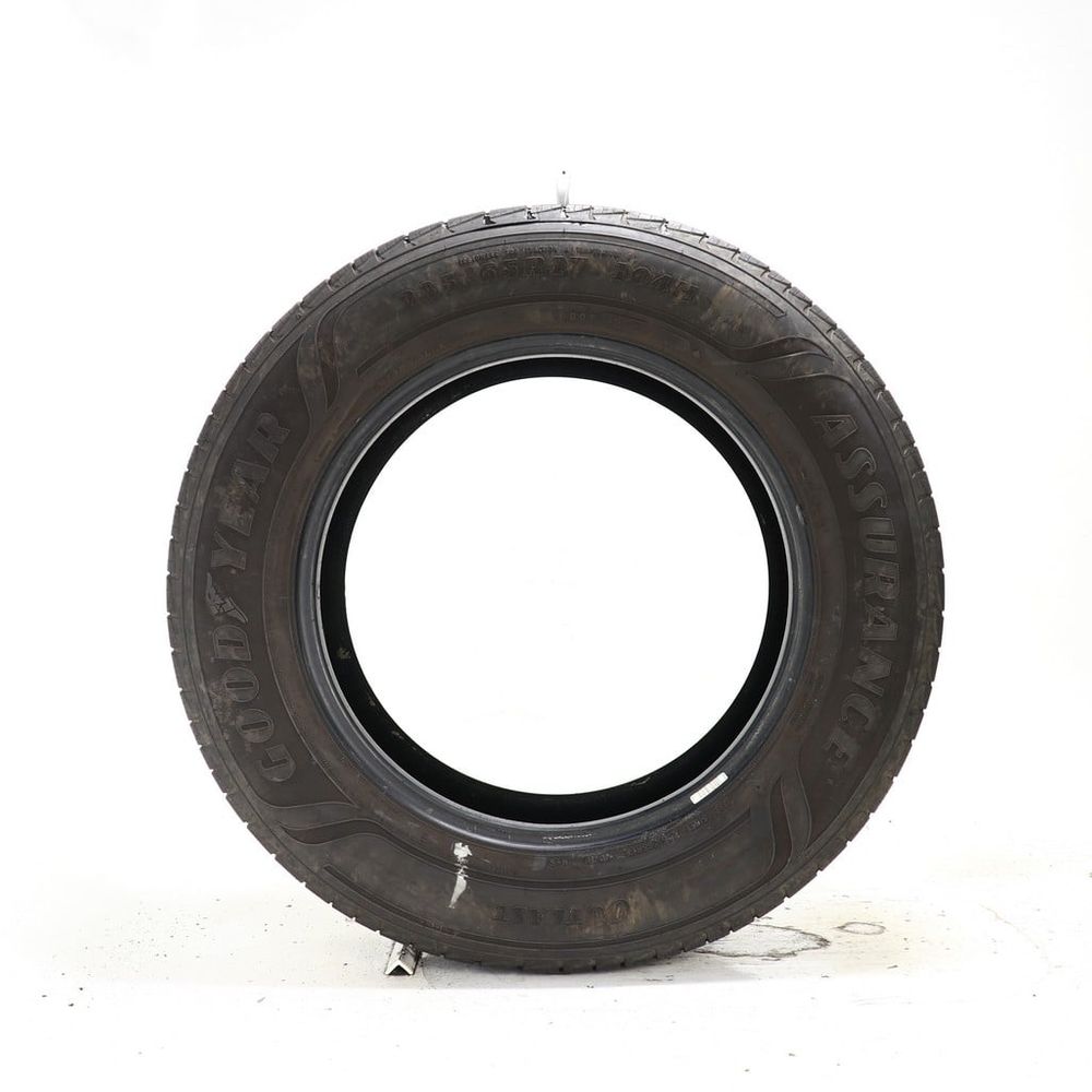 Set of (2) Used 235/65R17 Goodyear Assurance Outlast 104H - 7-8/32 | Utires