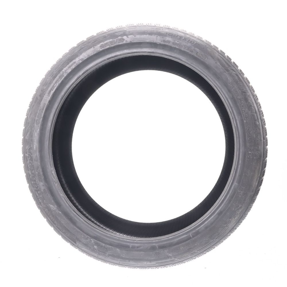 New 275/40R22 Hankook Winter iCept evo2 SUV AO 107V - Image 3