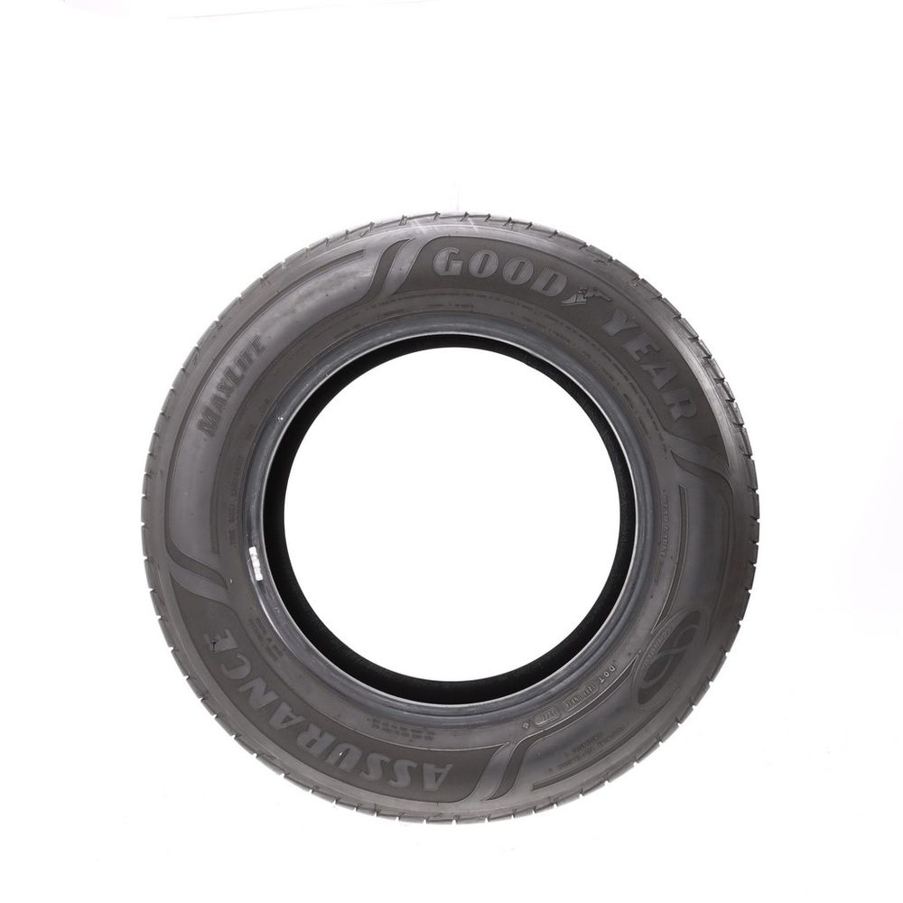 Set of (4) Used 235/65R17 Goodyear Assurance MaxLife 104H - 8-9/32 - Image 3