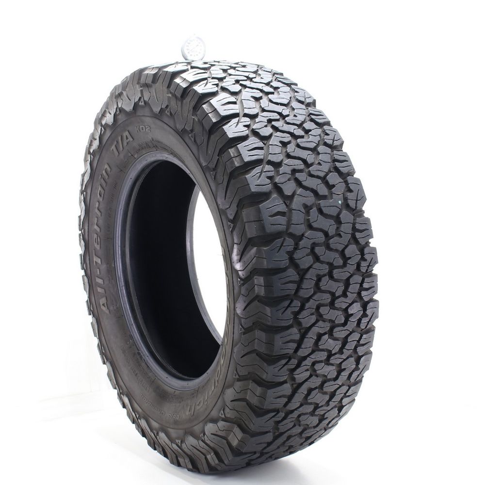 Set of (2) Used LT 275/70R17 BFGoodrich AllTerrain T/A KO2 121/118R 9/32 Utires