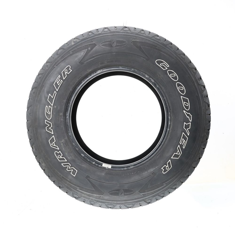 Used LT 265/75R16 Goodyear Wrangler Silent Armor 112/109R C - 12.5/32 - Image 3