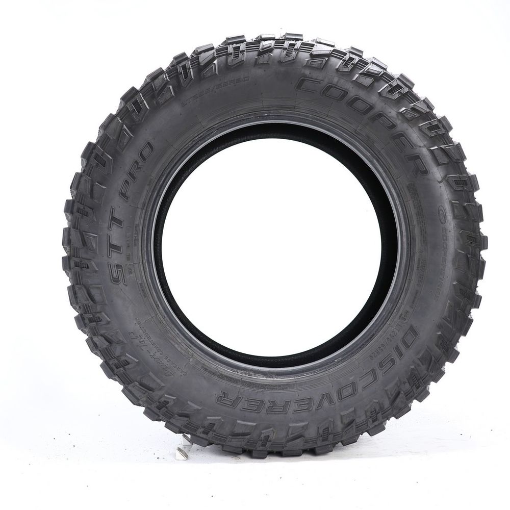 Used LT 295/65R20 Cooper Discoverer STT Pro 129/126Q - 8.5/32 - Image 3