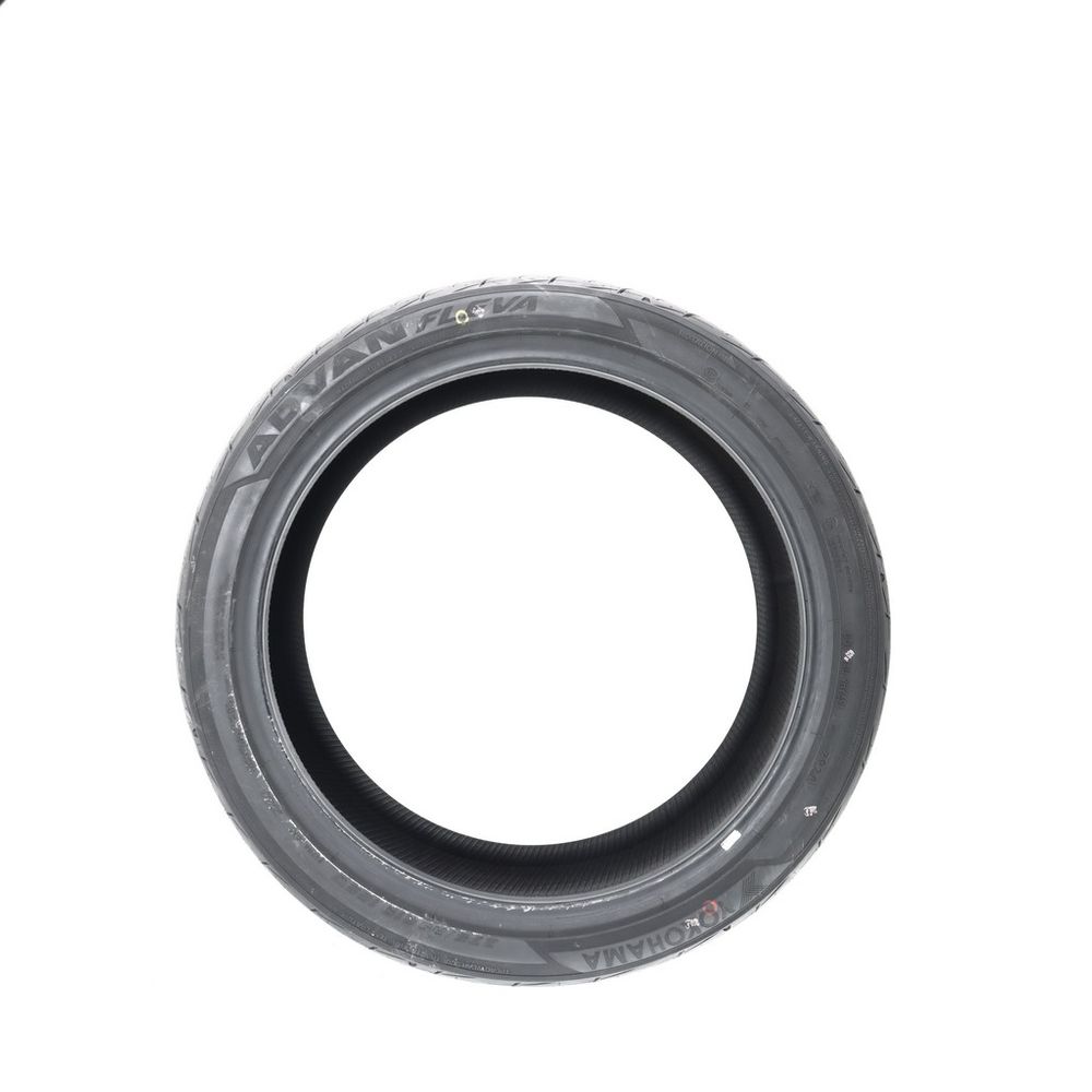 Set of (2) New 275/35R19 Yokohama Advan Fleva V701 100W - Image 3