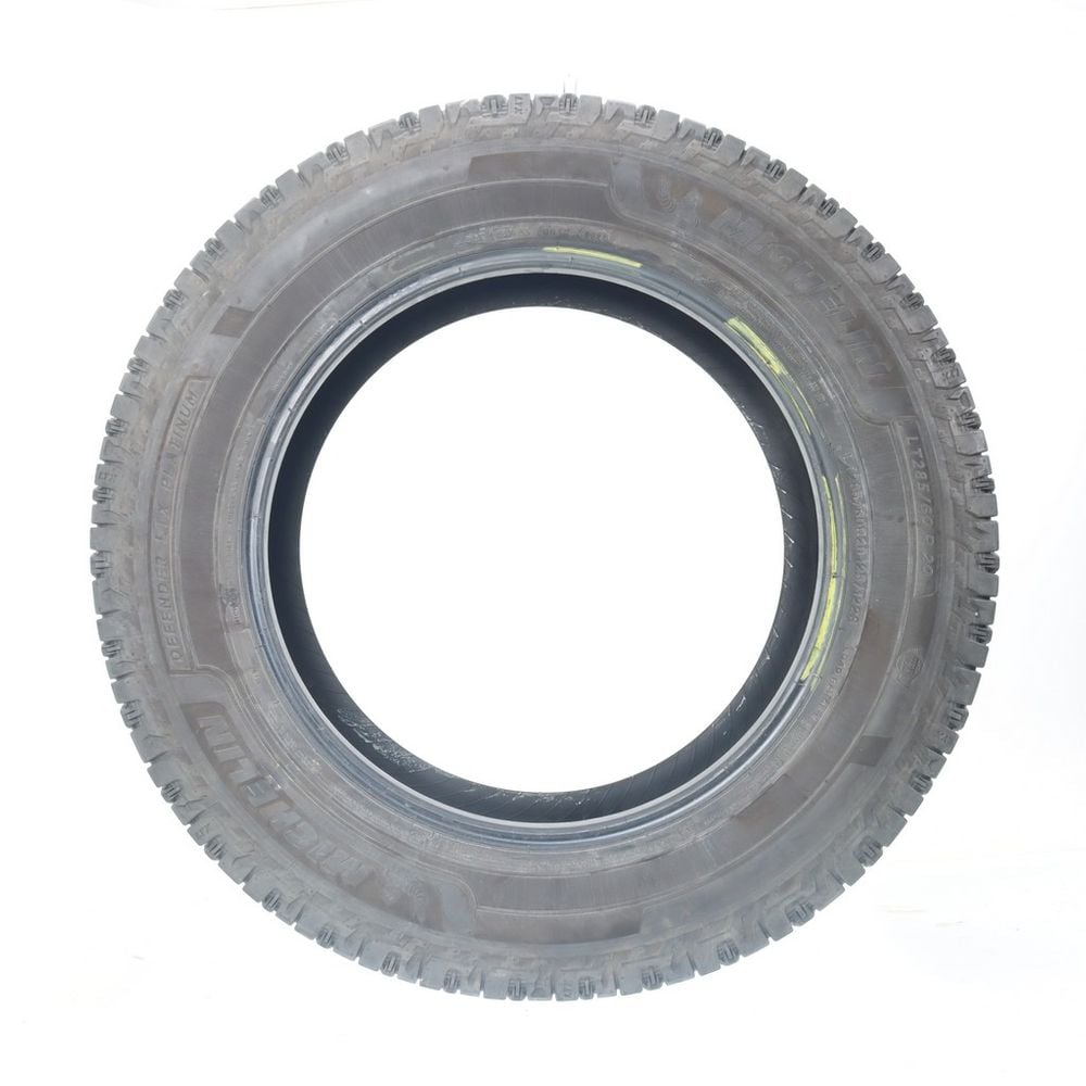 Set of (2) Used LT 285/60R20 Michelin Defender LTX Platinum 125/122S E - 9-10.5/32 - Image 3