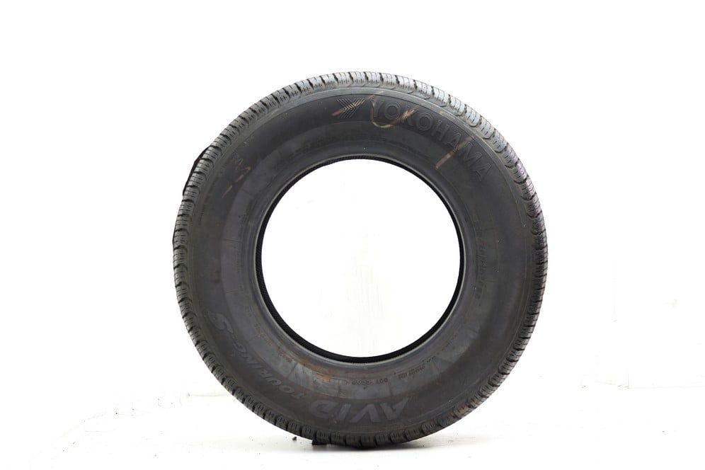 Set of (2) New 215/70R15 Yokohama Avid Touring S 98S - 10/32 - Image 3