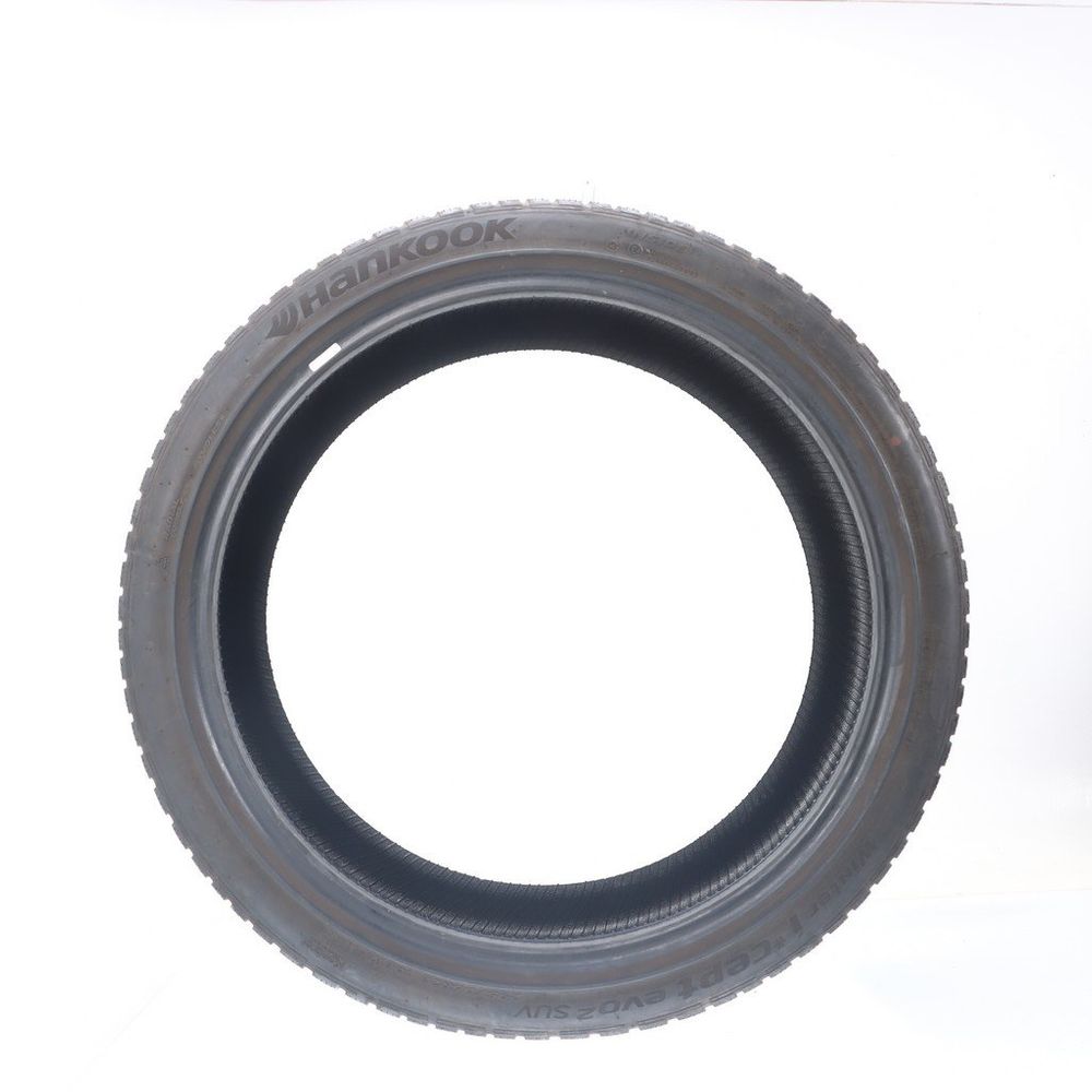 Used 295/35R23 Hankook Winter iCept evo2 SUV (W320A) 108W - 7.5/32 - Image 3