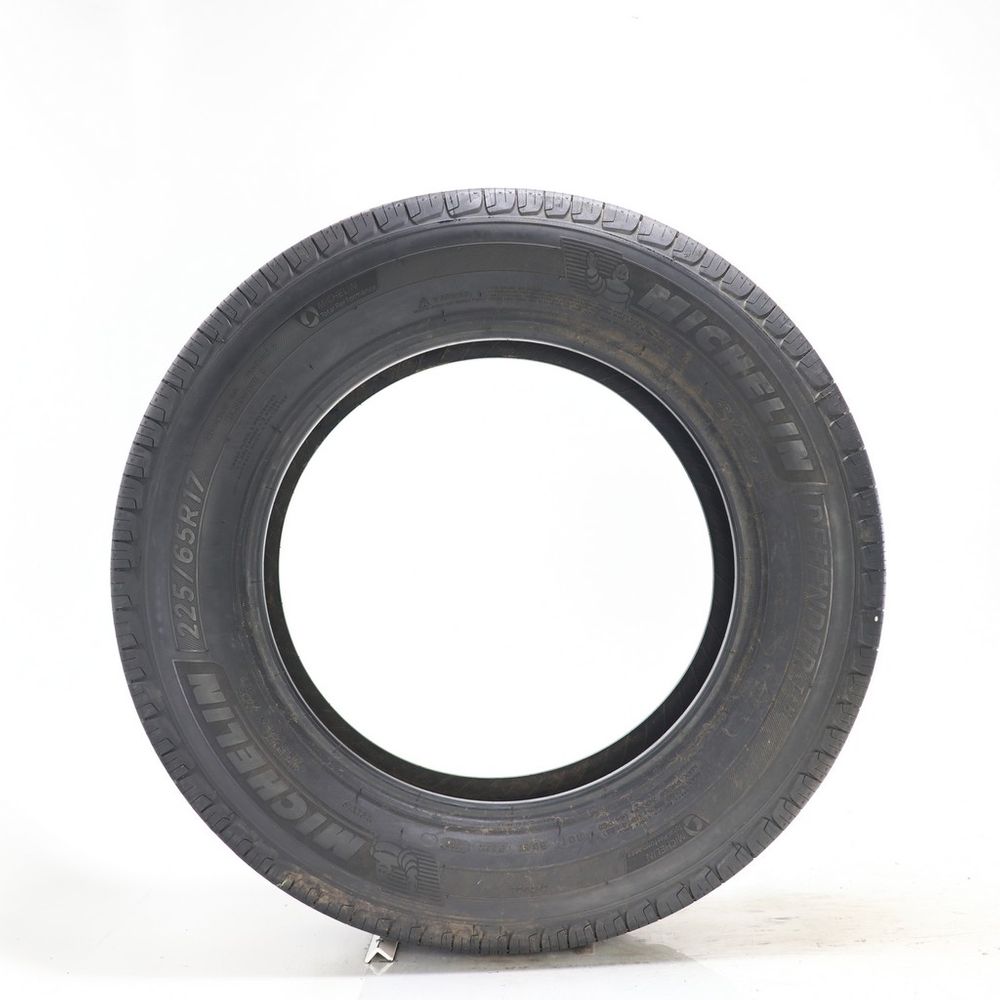 Driven Once 225/65R17 Michelin Defender T+H 102H - 10/32 - Image 3