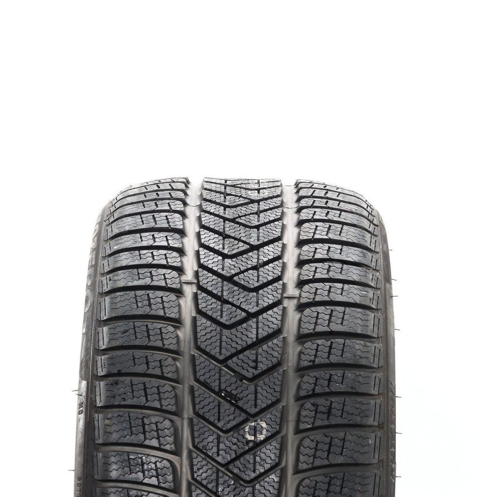 Set of (2) New 275/35R21 Pirelli Winter Sottozero 3 NO 103V - Image 2